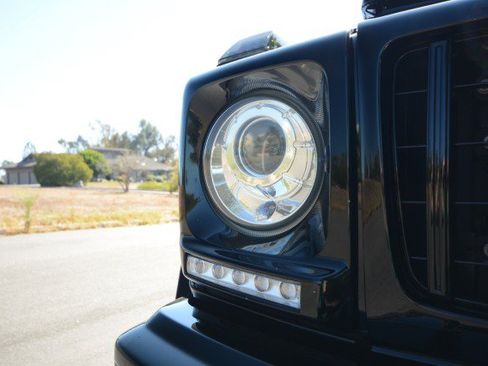 Used 2015 Mercedes-Benz G 63 AMG 4MATIC image 13