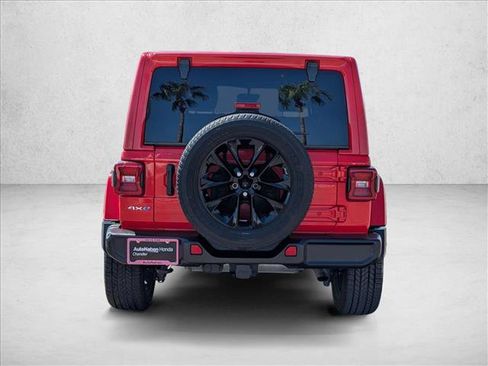Used 2021 Jeep Wrangler Unlimited Sahara AWD/4WD image 6