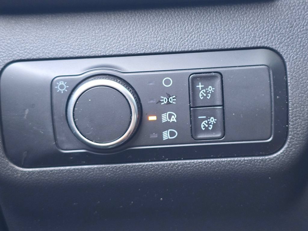 Used 2025 Ford Escape Active FWD image 22