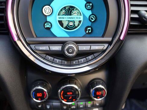 Used 2019 MINI Cooper S FWD image 17
