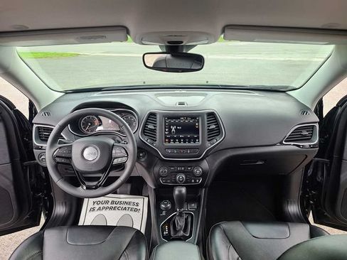 Used 2023 Jeep Cherokee Altitude Lux AWD/4WD image 11
