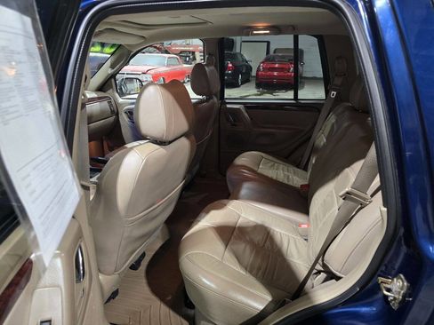 Used 2002 Jeep Grand Cherokee Limited image 31