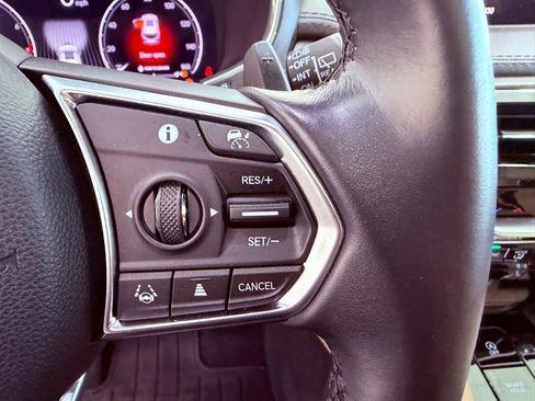 Used 2023 Acura MDX SH-AWD w/ Advance Package image 27