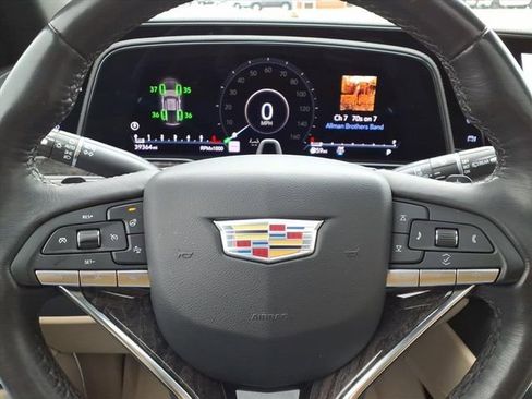 Certified 2023 Cadillac Escalade Premium Luxury image 28