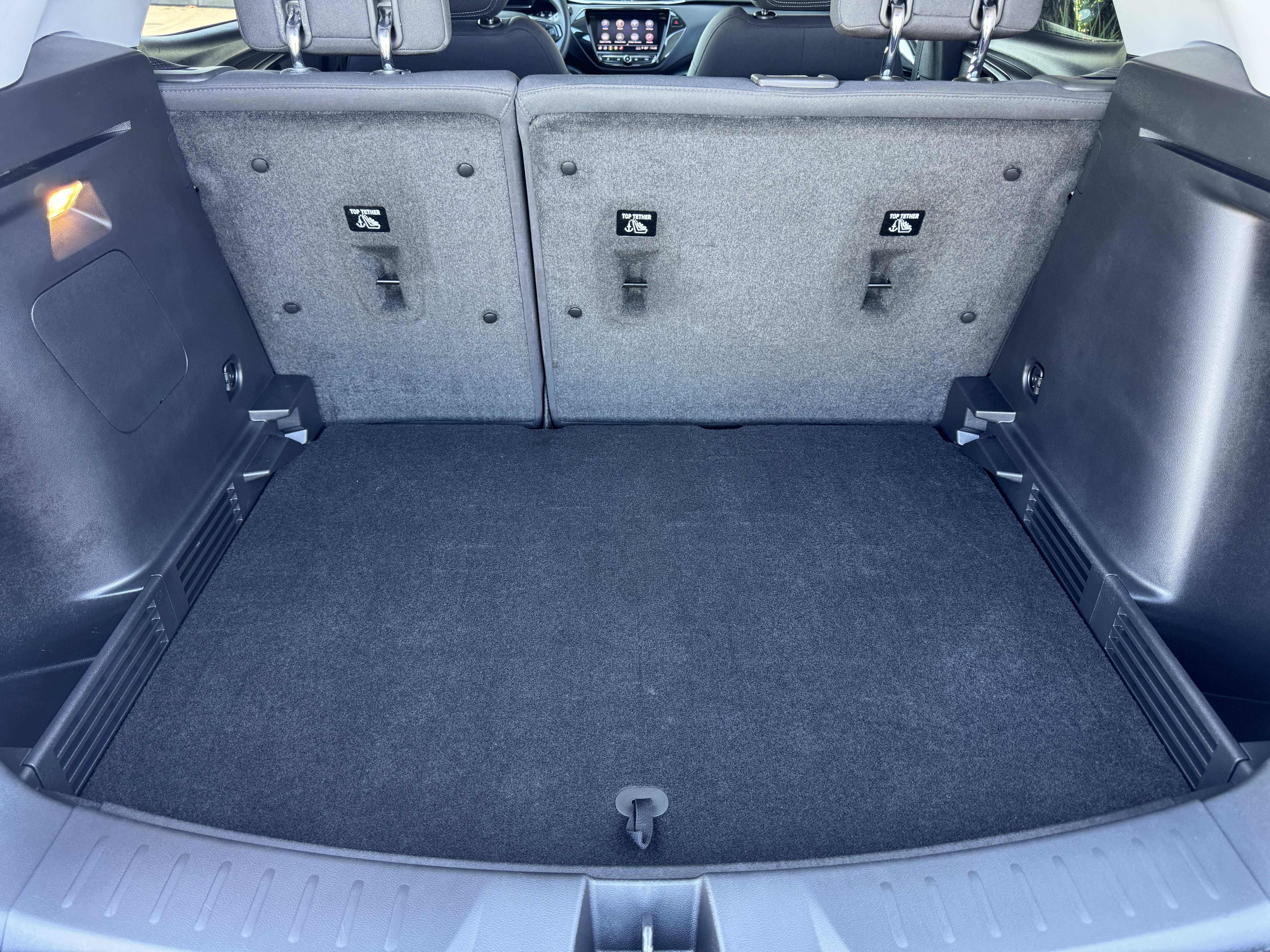 Used 2022 Chevrolet TrailBlazer LT w/ Convenience Package FWD image 19