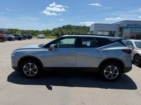Used 2023 Chevrolet Blazer LT w/ Convenience Package FWD image 5