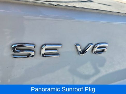 Used 2021 Volkswagen Atlas SE image 12