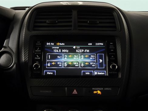 Used 2022 Mitsubishi Outlander Sport ES image 23