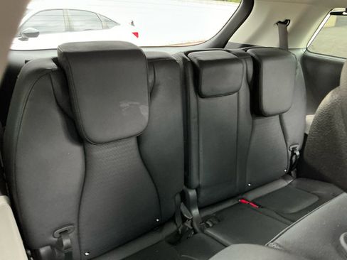 Used 2022 Kia Carnival SX Prestige image 31