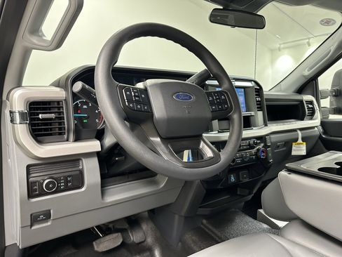 New 2025 Ford F350 XL w/ XL Chrome Package image 11