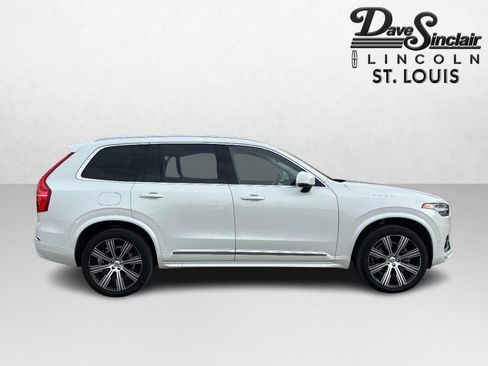 Used 2024 Volvo XC90 B6 Ultimate w/ Lounge Package image 2