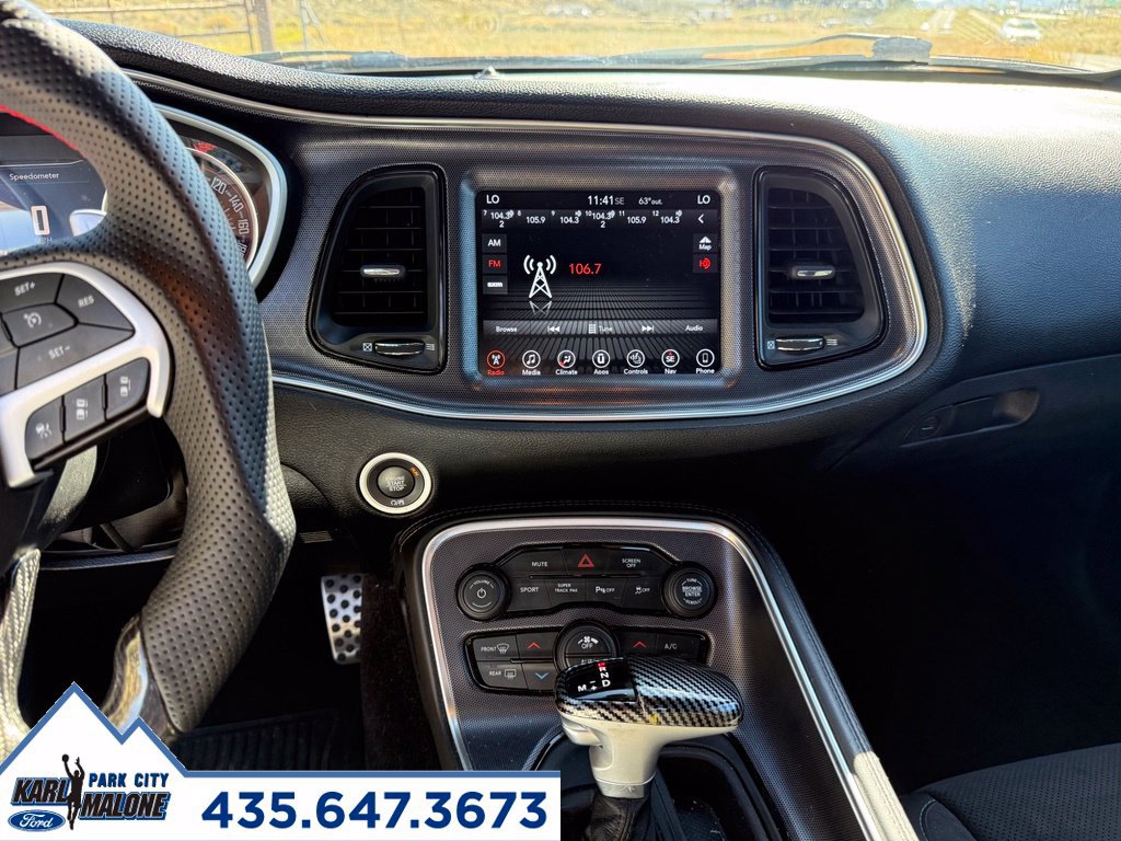 Used 2017 Dodge Challenger R/T Scat Pack w/ Dynamics Package RWD image 18