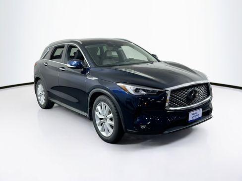 Used 2019 INFINITI QX50 Luxe image 3