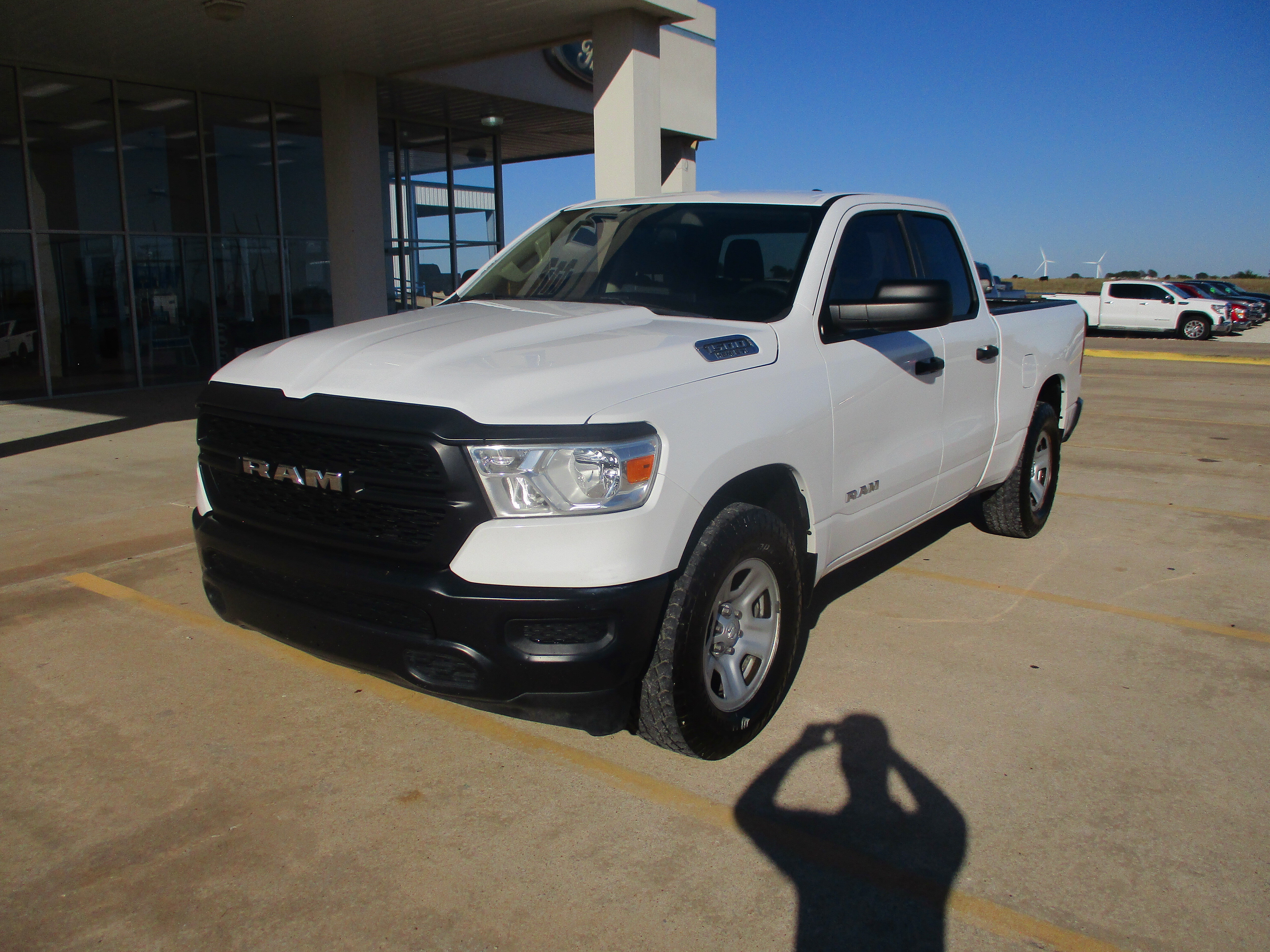 Used 2019 RAM 1500 Tradesman AWD/4WD image 2