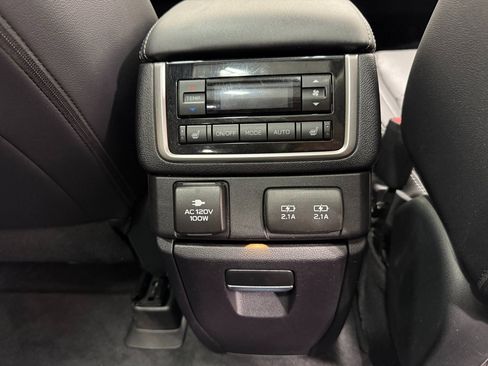 Used 2022 Subaru Ascent Touring w/ Popular Package #2A image 38