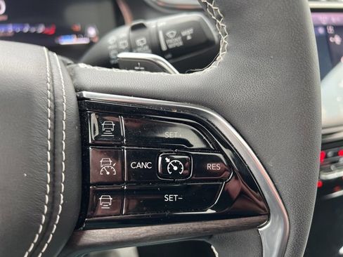 Certified 2023 Jeep Grand Cherokee Overland image 26