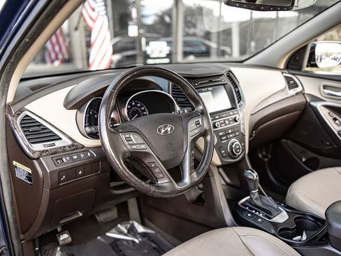 Used 2017 Hyundai Santa Fe Sport FWD image 21