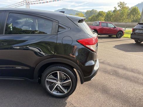 Used 2021 Honda HR-V EX-L image 7