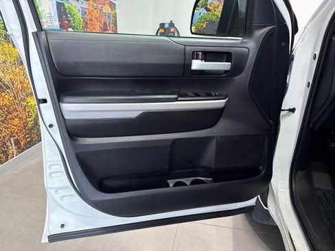 Used 2020 Toyota Tundra SR5 AWD/4WD image 24