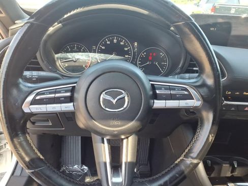 Used 2021 MAZDA MAZDA3 s FWD image 7