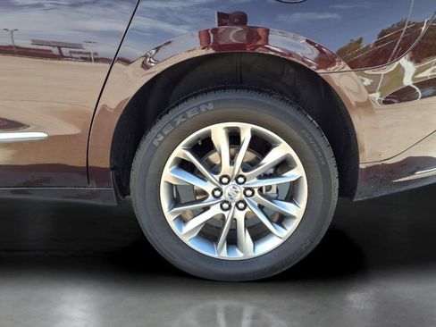 Used 2024 Buick Enclave Avenir w/ Avenir Technology Package AWD/4WD image 26