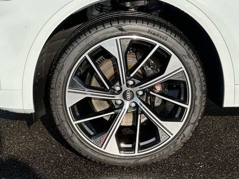 Used 2023 Audi SQ5 Premium Plus w/ Premium Plus Package AWD/4WD image 10