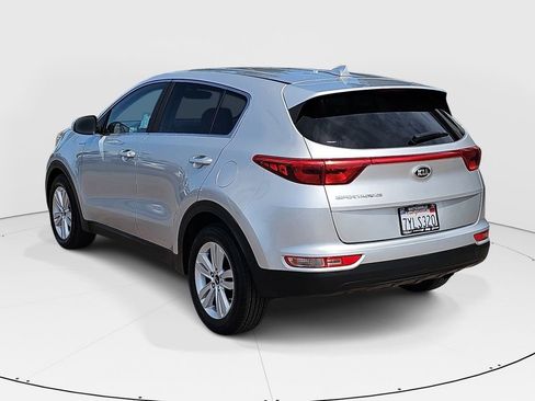 Used 2018 Kia Sportage LX FWD image 5