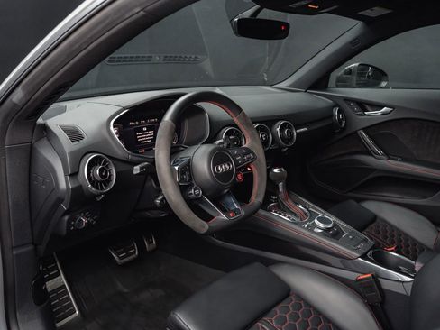 Used 2020 Audi TT RS image 41