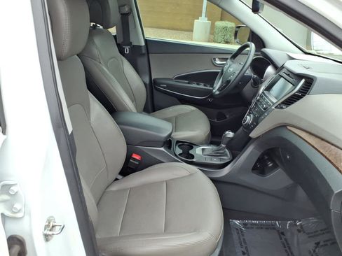 Used 2018 Hyundai Santa Fe Sport image 17