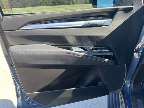 Certified 2025 Cadillac Escalade Sport w/ Touring Package image 13