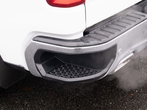 Used 2020 Chevrolet Silverado 1500 LTZ image 26