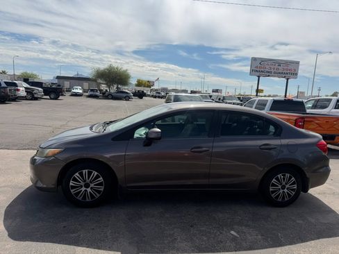Used 2012 Honda Civic LX image 4