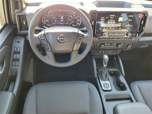 New 2026 Nissan Frontier SV w/ SV Convenience Package image 12