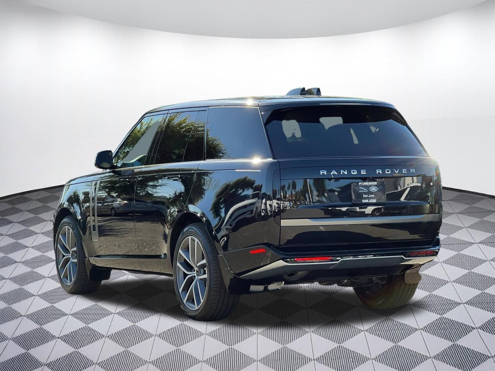 New 2026 Land Rover Range Rover SE AWD/4WD image 3