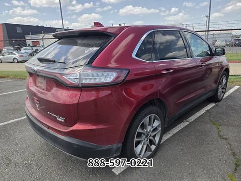 Used 2018 Ford Edge Titanium w/ Equipment Group 301A FWD image 8