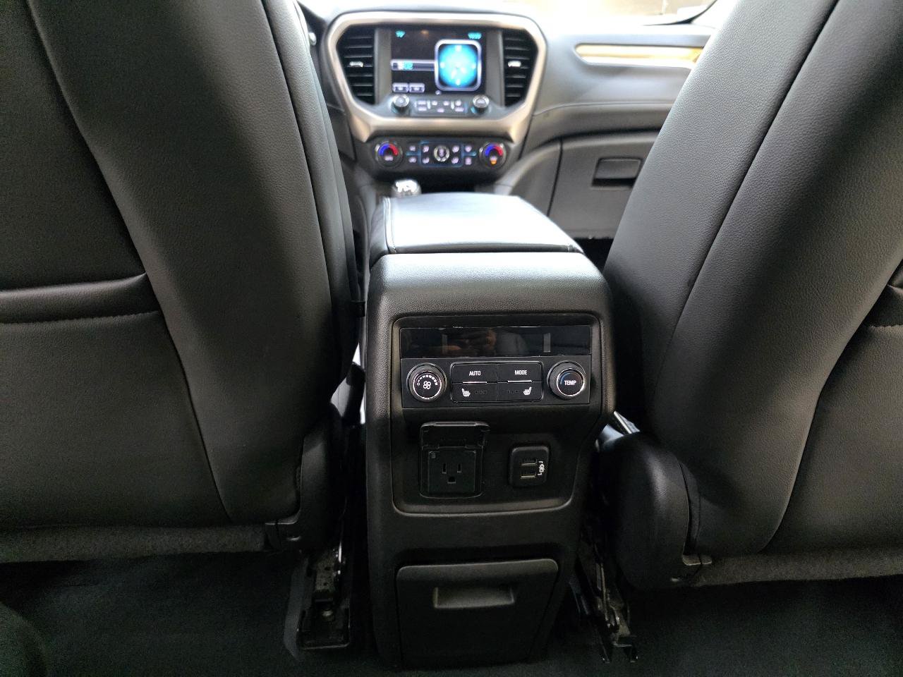 Used 2017 GMC Acadia Denali AWD/4WD image 28