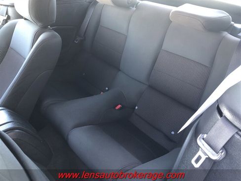 Used 2014 Ford Mustang Convertible RWD image 18