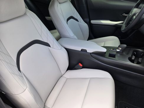 New 2026 Lexus UX 300h FWD w/ Accessory Package (A2) image 6