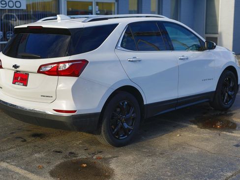 Used 2021 Chevrolet Equinox Premier FWD image 18