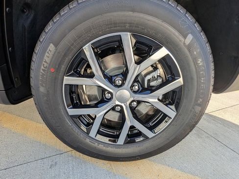 New 2025 Jeep Grand Cherokee L Limited image 49