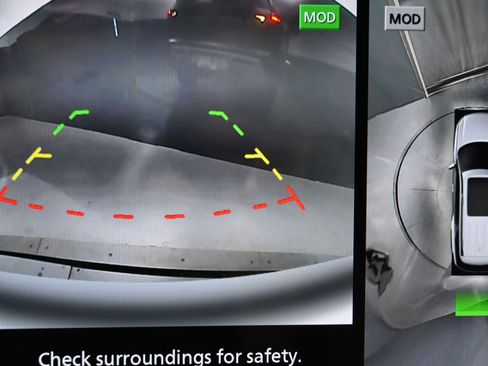 Used 2022 Nissan Pathfinder SL image 19