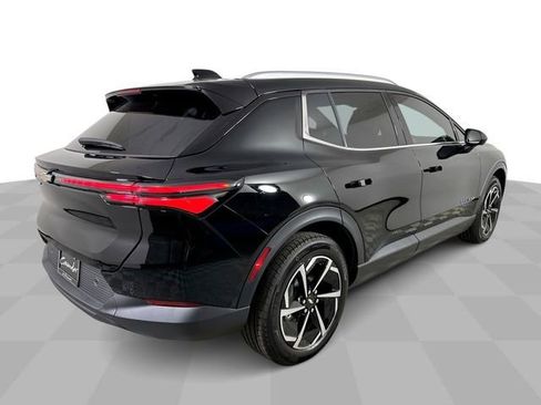 New 2026 Chevrolet Equinox EV LT FWD image 8