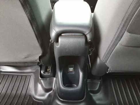 Used 2020 Honda HR-V Sport image 27