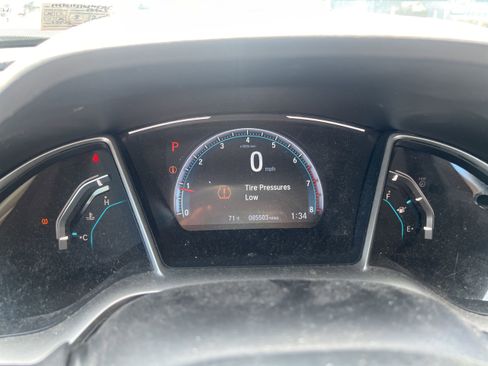 Used 2019 Honda Civic EX image 11