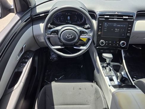 Used 2022 Hyundai Tucson SE FWD image 12