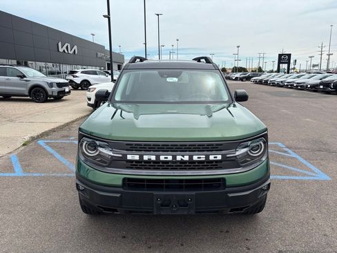 Used 2023 Ford Bronco Sport Badlands w/ Premium Package AWD/4WD image 2