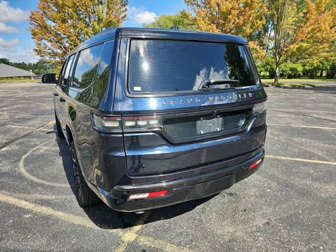 Used 2024 Jeep Grand Wagoneer L Series II w/ Quick Order Packagew 28T AWD/4WD image 3