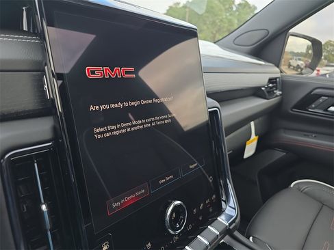 New 2026 GMC Yukon XL AT4 Ultimate w/ LPO, Floor Liner Package image 21