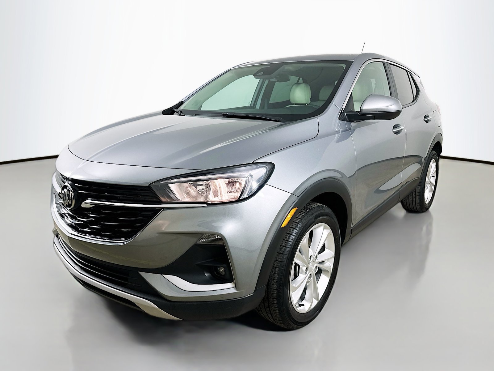 Used 2023 Buick Encore GX Preferred w/ Cold Weather Comfort Package FWD image 1