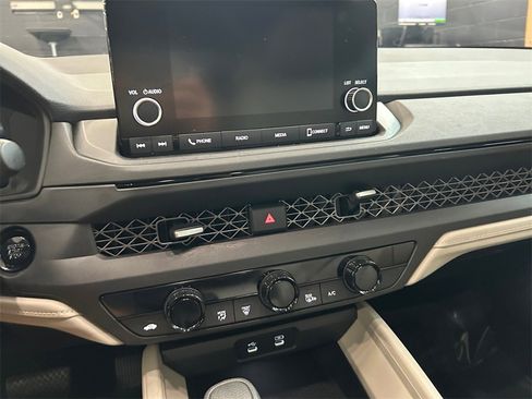 Certified 2024 Honda Accord EX image 17